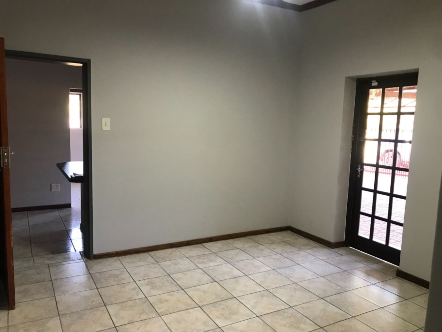 4 Bedroom Property for Sale in Oosterville Northern Cape